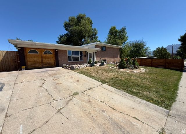 604 W SPACERAMA DR, Murray, UT 84123