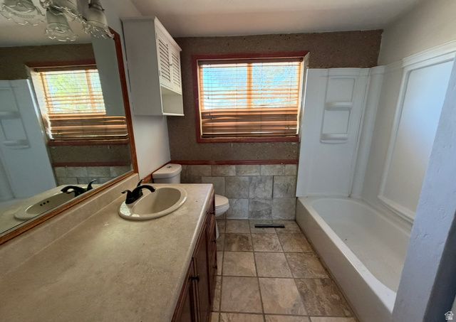 604 W SPACERAMA DR, Murray, UT 84123