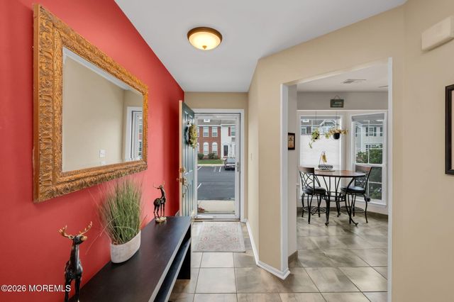 148 Setter Place, Freehold, NJ 07728