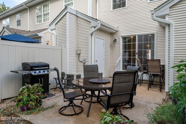148 Setter Place, Freehold, NJ 07728
