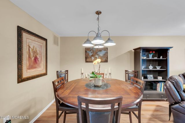 148 Setter Place, Freehold, NJ 07728