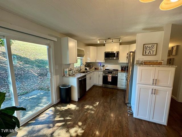 218 Green Acres Drive, Chilhowie, VA 24319