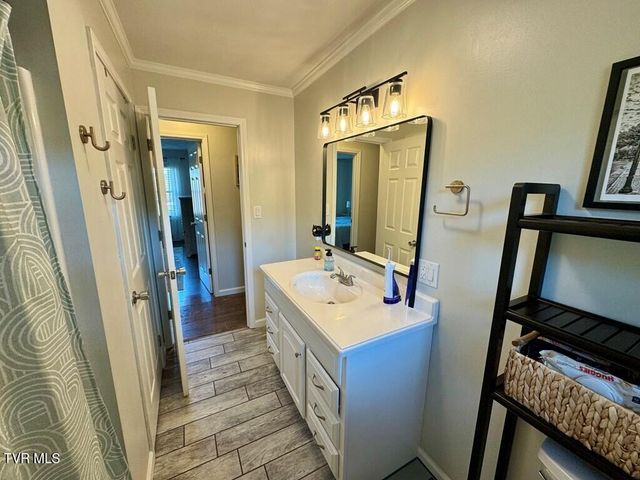 218 Green Acres Drive, Chilhowie, VA 24319