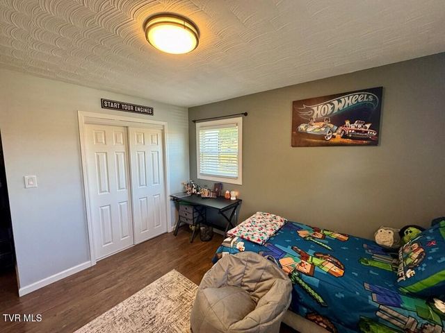 218 Green Acres Drive, Chilhowie, VA 24319