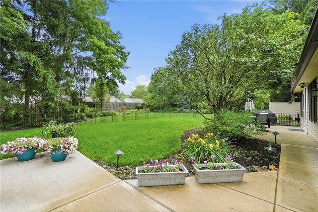 8145 Station House Road, Centerville, OH 45458