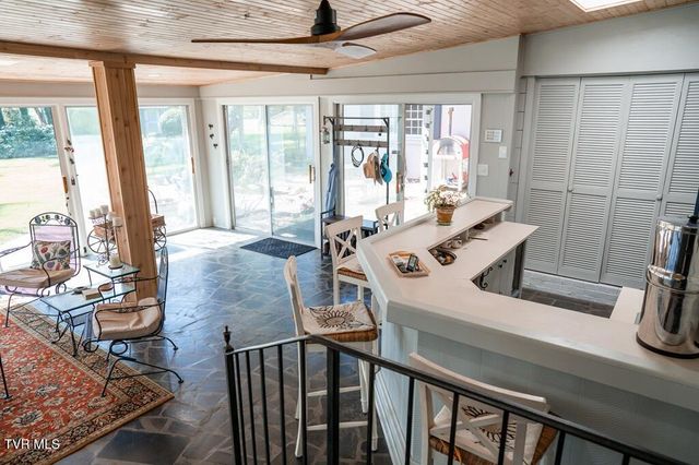 100 Earlway Road, Bristol, TN 37620