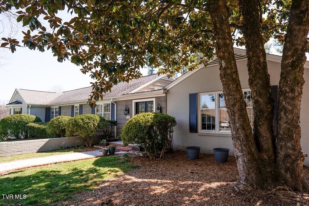 100 Earlway Road, Bristol, TN 37620