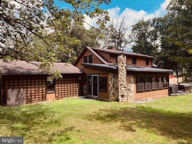 230 UNION HALL RD, Carlisle, PA 17013