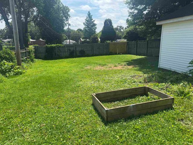 909 N Kelsey Avenue, Evansville, IN 47711