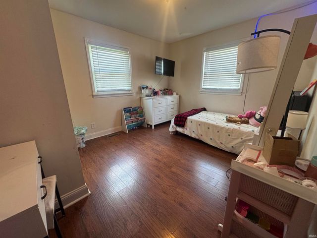 909 N Kelsey Avenue, Evansville, IN 47711