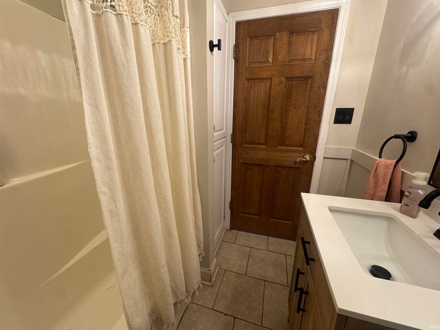 909 N Kelsey Avenue, Evansville, IN 47711