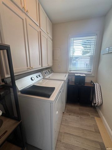 909 N Kelsey Avenue, Evansville, IN 47711