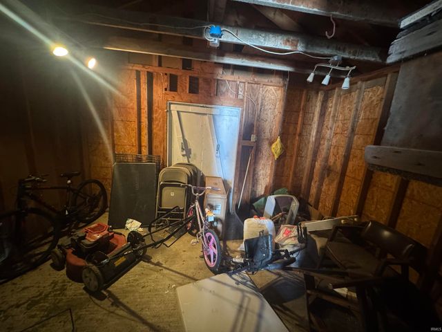 909 N Kelsey Avenue, Evansville, IN 47711