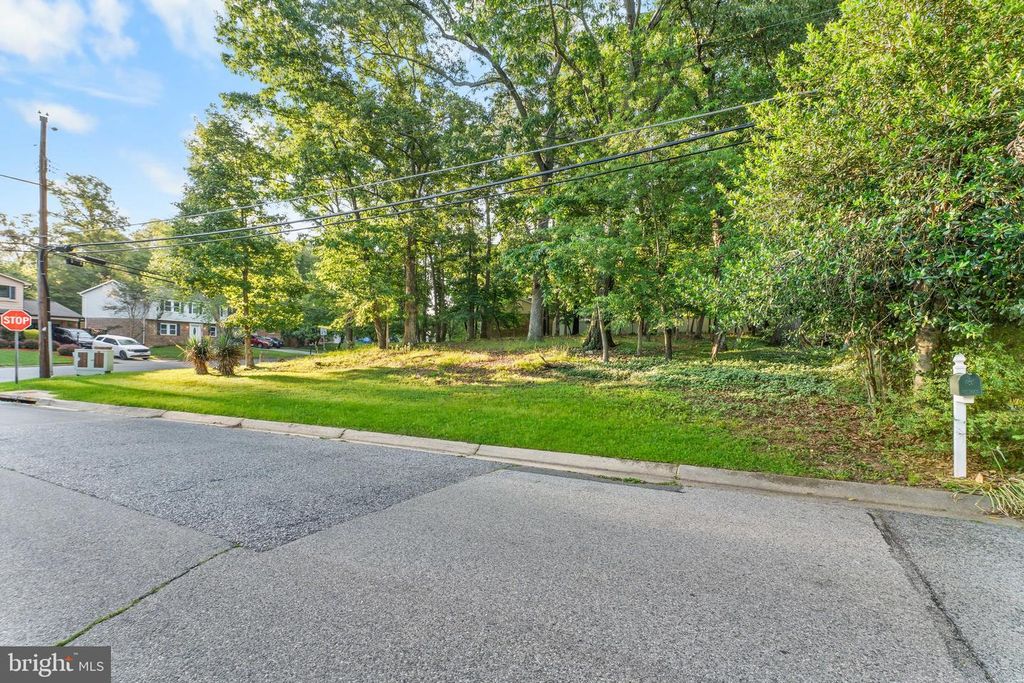 600 KINGS LN, Fort Washington, MD 20744