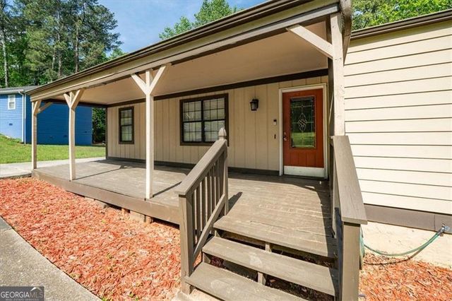 6182 SILVER SPUR Drive, Lithonia, GA 30058