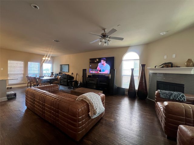 6833 Cortona Lane, Frisco, TX 75034