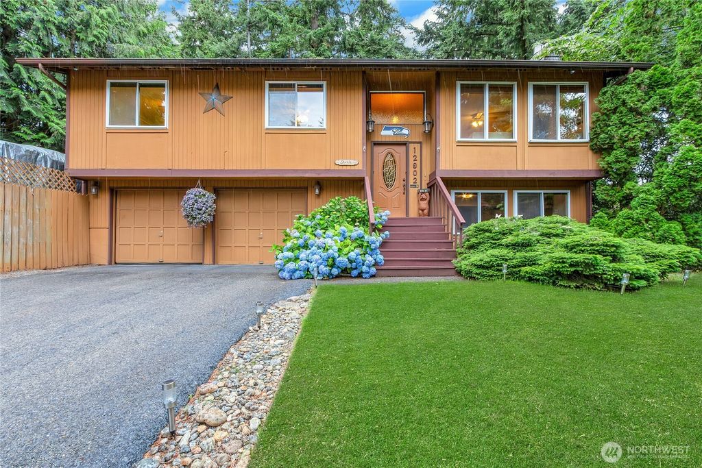 12902 E 122nd Avenue Ct E, Puyallup, WA 98374