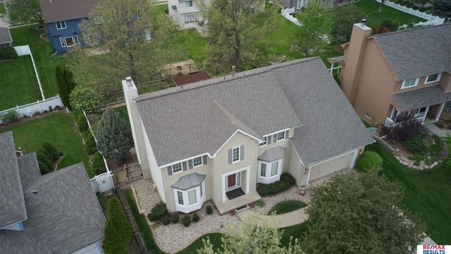 8126 S 93 Street, La Vista, NE 68128
