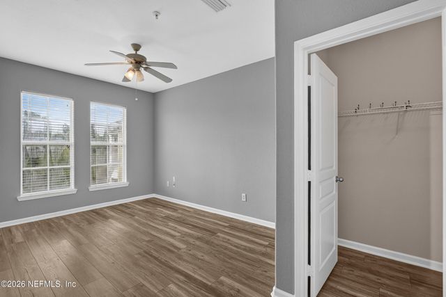 8290 GATE Parkway W 817, Jacksonville, FL 32216