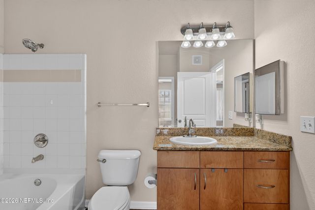 8290 GATE Parkway W 817, Jacksonville, FL 32216