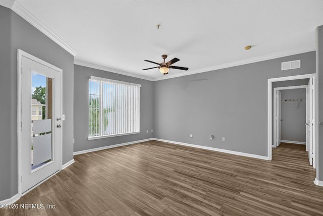 8290 GATE Parkway W 817, Jacksonville, FL 32216