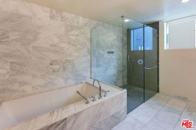 1705 Ocean Avenue 208, Santa Monica, CA 90401