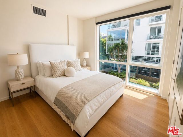 1705 Ocean Avenue 208, Santa Monica, CA 90401