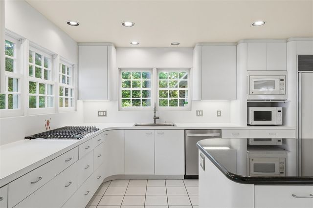 700 Avon Road, Ann Arbor, MI 48104
