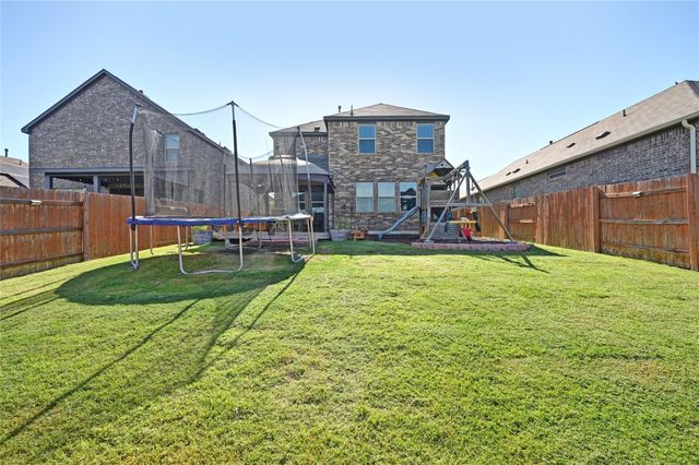 160 Thornless CIR, Buda, TX 78610