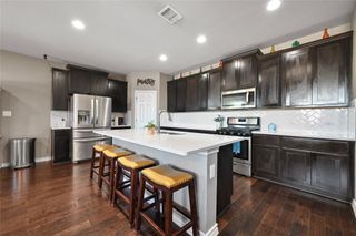 160 Thornless CIR, Buda, TX 78610