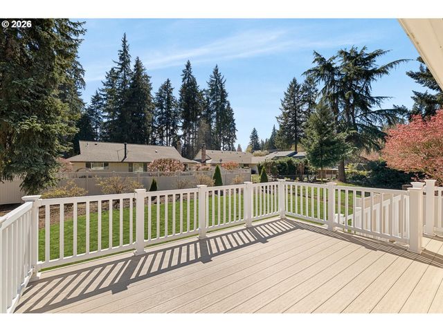 9301 Ne PINECREEK St, Vancouver, WA 98664