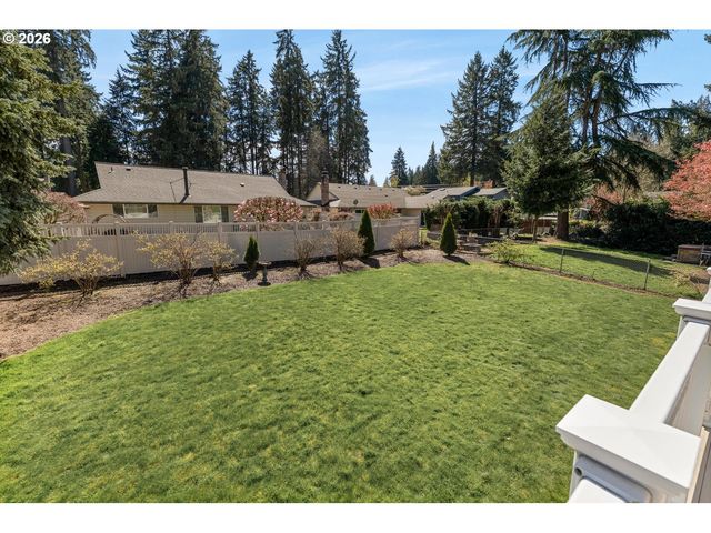 9301 Ne PINECREEK St, Vancouver, WA 98664