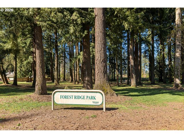 9301 Ne PINECREEK St, Vancouver, WA 98664