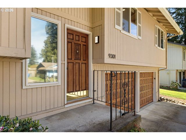 9301 Ne PINECREEK St, Vancouver, WA 98664