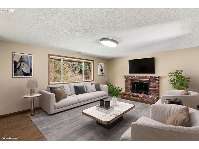 9301 Ne PINECREEK St, Vancouver, WA 98664