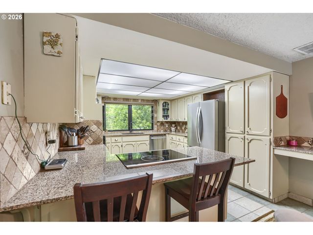 24217 Nw MEULLER Rd, Ridgefield, WA 98642