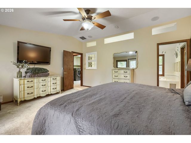24217 Nw MEULLER Rd, Ridgefield, WA 98642