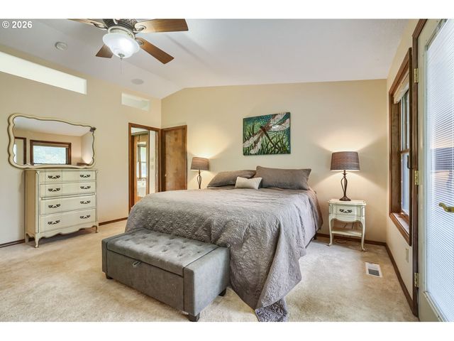 24217 Nw MEULLER Rd, Ridgefield, WA 98642