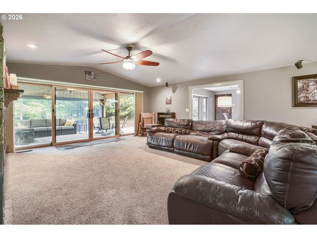 24217 Nw MEULLER Rd, Ridgefield, WA 98642
