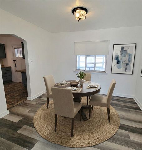 805 Laura Ave, West Mifflin, PA 15122