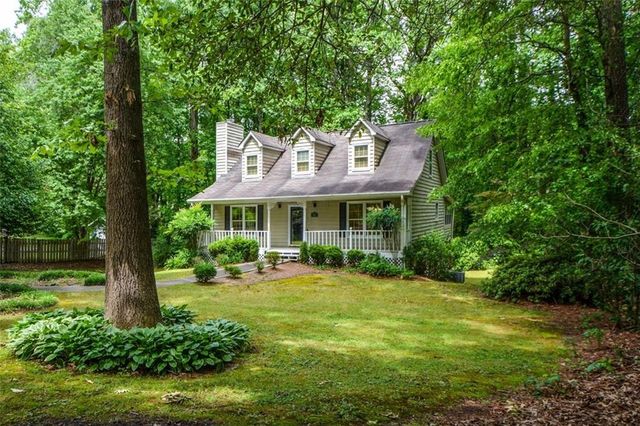 1448 Ironwood Court, Grayson, GA 30017