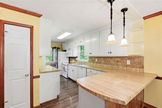 1448 Ironwood Court, Grayson, GA 30017