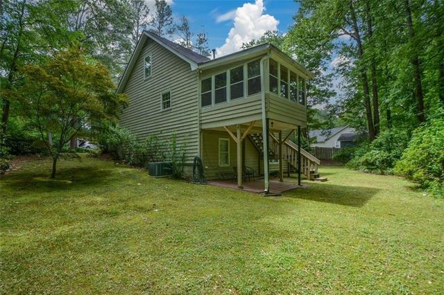 1448 Ironwood Court, Grayson, GA 30017
