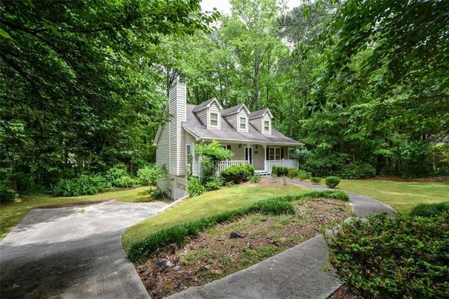 1448 Ironwood Court, Grayson, GA 30017