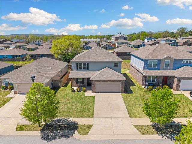 1209 S Ivory Bill Lane, Fayetteville, AR 72701