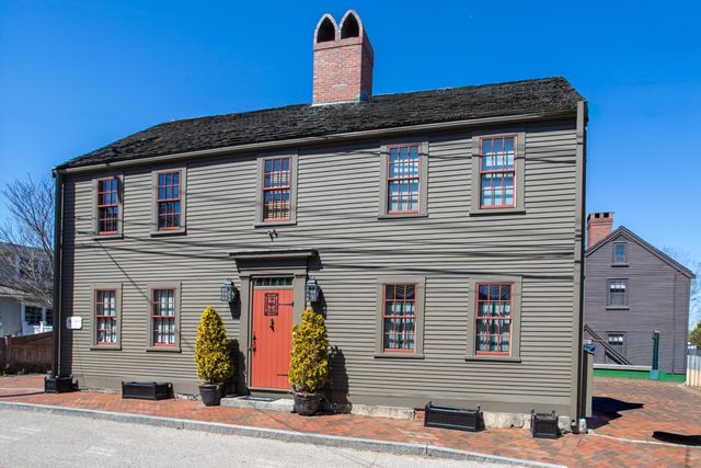 171 Gates Street, Portsmouth, NH 03801