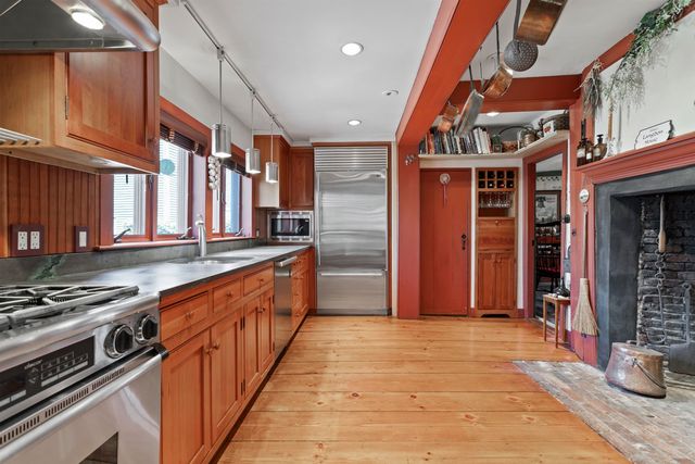 171 Gates Street, Portsmouth, NH 03801