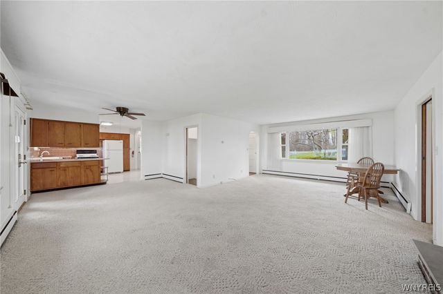 2484 River Road, Wheatfield, NY 14304