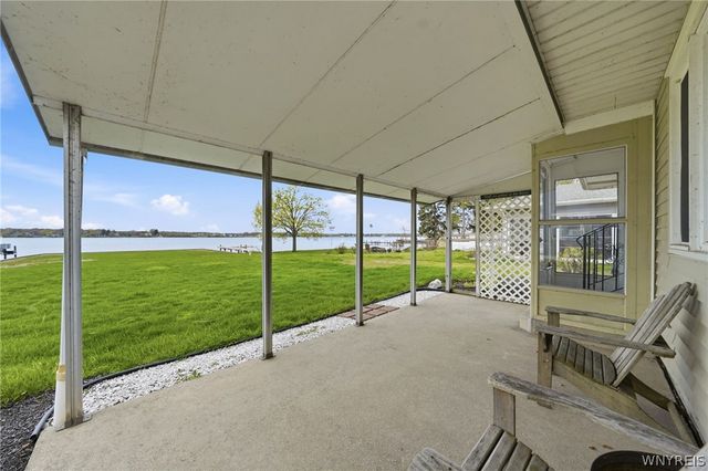2484 River Road, Wheatfield, NY 14304