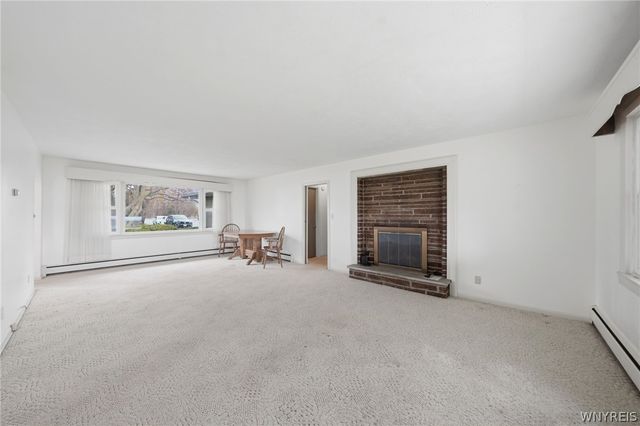 2484 River Road, Wheatfield, NY 14304